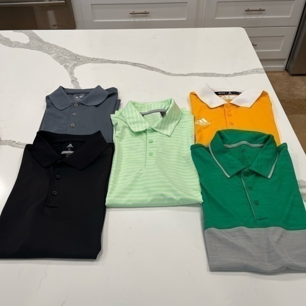 Lot of 5 Adidas shirts,‎ men’s size small